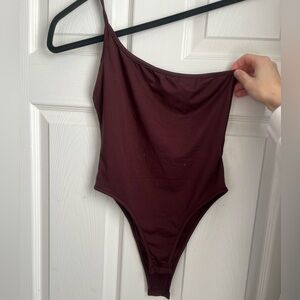 SHEIN Burgundy One-Shoulder Bodysuit